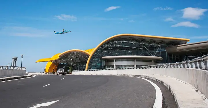 Lịch Bay Đà Lạt Hôm Nay: Tra Cứu Các Chuyến Bay Đến Đà Lạt Mới Nhất & Giá Tốt 61 Lịch Bay Đà Lạt Hôm Nay: Tra Cứu Các Chuyến Bay Đến Đà Lạt Mới Nhất & Giá Tốt