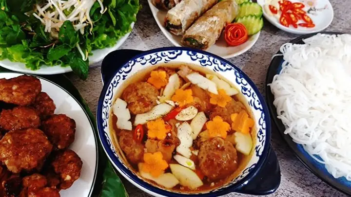 Top 15+ Các Món Ăn Ngon Ở Hà Nội Bắt Buộc Phải Thử Một Lần Đời 46 Top 15+ Các Món Ăn Ngon Ở Hà Nội Bắt Buộc Phải Thử Một Lần Đời