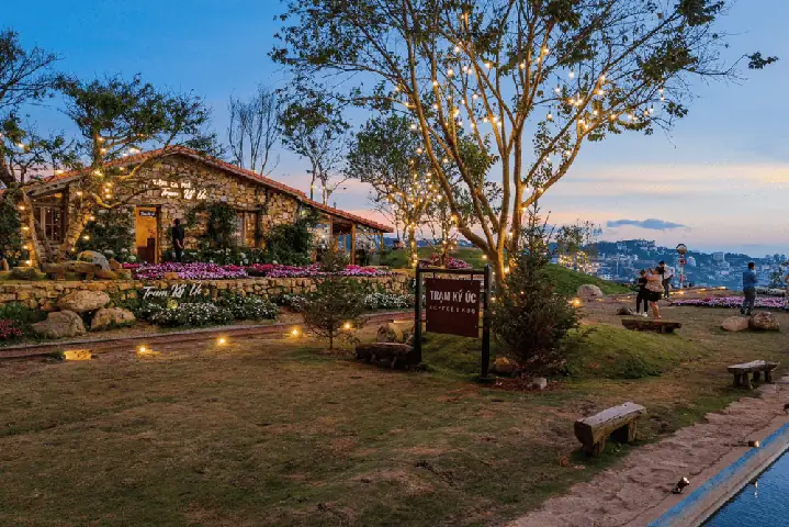 Top 20+ Quán Cà Phê Đà Lạt Đẹp Lung Linh, Check-in Chill & Đánh Giá Cao Nhất 2024