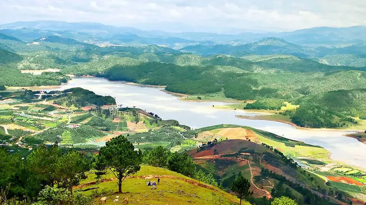 Không Nên Đi Đà Lạt Vào Tháng Mấy? Lý Do & Tháng Thích Hợp Thay Thế 79 Không Nên Đi Đà Lạt Vào Tháng Mấy? Lý Do & Tháng Thích Hợp Thay Thế