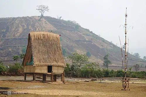 Tổng Hợp Bài Hát Hay Về Nhà Rông Tây Nguyên & Âm Nhạc Dân Tộc Tổng Hợp Bài Hát Hay Về Nhà Rông Tây Nguyên & Âm Nhạc Dân Tộc