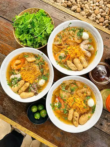 Top 10 Quán Bánh Canh Ghẹ Ngon Nhất Tại Thủ Dầu Một, Bình Dương
