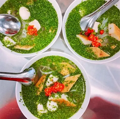 Khám Phá Bánh Canh Hẹ Phú Yên: Quán Ngon, Cách Nấu & Đặc Sản Xứ Nẫu
