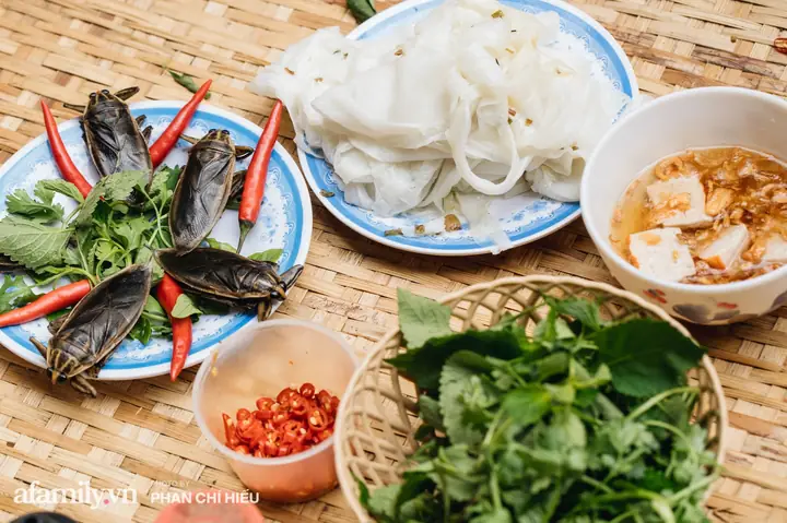 Bánh Cuốn Cà Cuống Thanh Trì: Khám Phá Món Ngon Gia Truyền Hà Nội & Địa Điểm Thưởng Thức 45 Bánh Cuốn Cà Cuống Thanh Trì: Khám Phá Món Ngon Gia Truyền Hà Nội & Địa Điểm Thưởng Thức