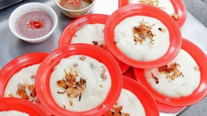 Bánh Đúc Mặn Bán Ở Đâu Ngon? Danh Sách Quán Nổi Tiếng & Bí Quyết Chọn Lựa Bánh Đúc Mặn Bán Ở Đâu Ngon? Danh Sách Quán Nổi Tiếng & Bí Quyết Chọn Lựa