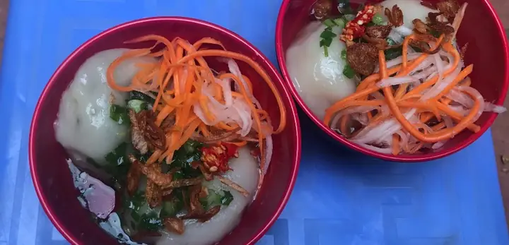 Bánh Đúc Nóng Phan Đăng Lưu: Khám Phá Hương Vị Đặc Sản Hơn 40 Năm Ở Sài Gòn