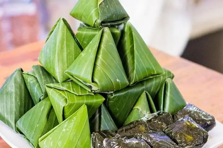 Bánh Gai Nổi Tiếng Ở Đâu? Khám Phá Đặc Sản Truyền Thống Việt Nam Bánh Gai Nổi Tiếng Ở Đâu? Khám Phá Đặc Sản Truyền Thống Việt Nam