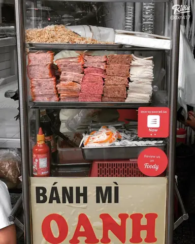 Bánh Mì Oanh Lý Tự Trọng: Địa Chỉ, Giá Cả Và Đánh Giá Chi Tiết