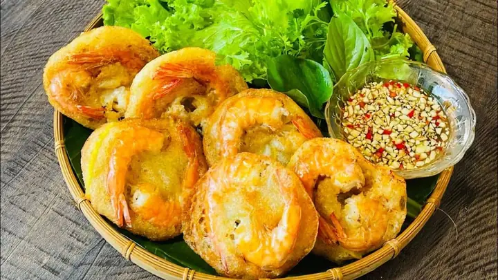 Bánh Tôm Hồ Tây Phủ Tây Hồ: Top Quán Ngon & Địa Điểm Chuẩn Vị Hà Thành