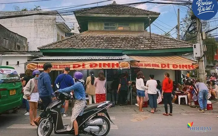 Khám Phá Bánh Tráng Nướng Dì Đinh Đà Lạt: Địa Chỉ, Menu, Giá & Review Chi Tiết Khám Phá Bánh Tráng Nướng Dì Đinh Đà Lạt: Địa Chỉ, Menu, Giá & Review Chi Tiết