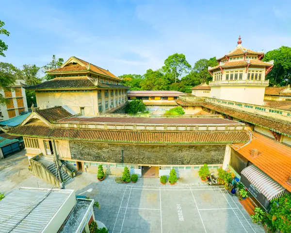Khám Phá Bảo Tàng Lịch Sử Việt Nam Tại Tp. Hồ Chí Minh: Thông Tin, Kinh Nghiệm Và Kiến Trúc