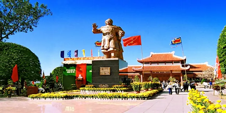 Bảo Tàng Quang Trung Bình Định: Kinh Nghiệm Tham Quan Đầy Đủ & Chi Tiết Nhất Bảo Tàng Quang Trung Bình Định: Kinh Nghiệm Tham Quan Đầy Đủ & Chi Tiết Nhất
