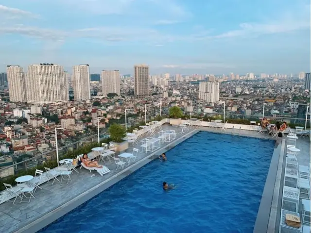 Top 15+ Bể Bơi Xịn Nhất Hà Nội: Trải Nghiệm Sang Chảnh, Sạch Sẽ & Độc Đáo 2025