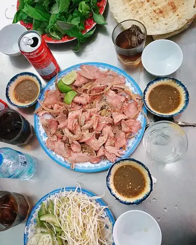Bê Thui Cầu Mống 100 Điện Biên Phủ: Địa Chỉ Ăn Ngon Đà Nẵng & Bí Quyết Thưởng Thức Bê Thui Cầu Mống 100 Điện Biên Phủ: Địa Chỉ Ăn Ngon Đà Nẵng & Bí Quyết Thưởng Thức