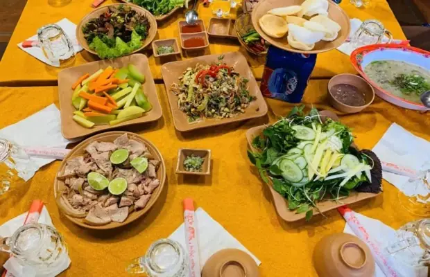 Bê Thui Cầu Mống 100 Điện Biên Phủ: Địa Chỉ Ăn Ngon Đà Nẵng & Bí Quyết Thưởng Thức Bê Thui Cầu Mống 100 Điện Biên Phủ: Địa Chỉ Ăn Ngon Đà Nẵng & Bí Quyết Thưởng Thức