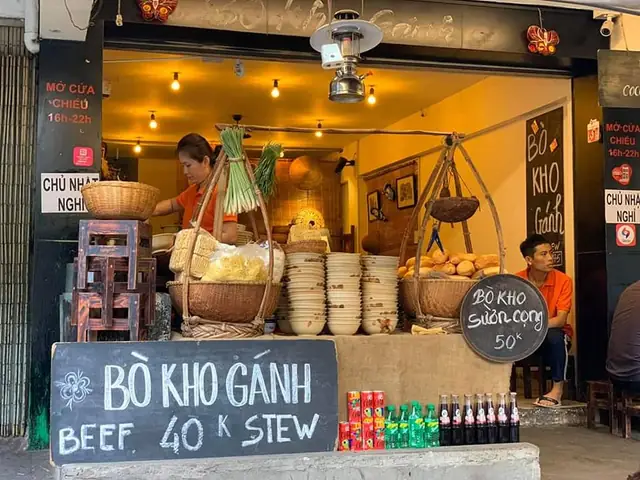 Bò Kho Gánh Chung Cư Ngô Gia Tự: Hương Vị Gia Truyền Được Michelin Vinh Danh
