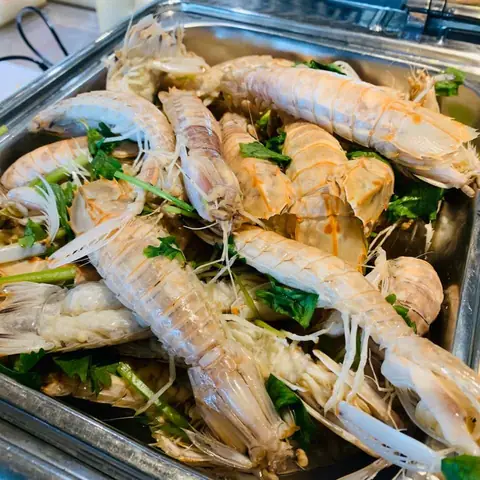 Adobi Buffet Nguyễn Cơ Thạch: Khám Phá Buffet Hải Sản Tươi Ngon & Ưu Đãi Hấp Dẫn Adobi Buffet Nguyễn Cơ Thạch: Khám Phá Buffet Hải Sản Tươi Ngon & Ưu Đãi Hấp Dẫn