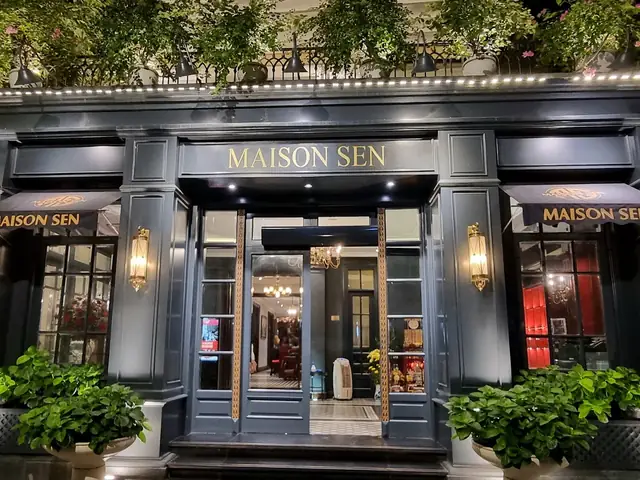 Maison Sen Buffet 60 Lý Thái Tổ: Thông Tin Chi Tiết, Giá Cả Và Trải Nghiệm Ẩm Thực