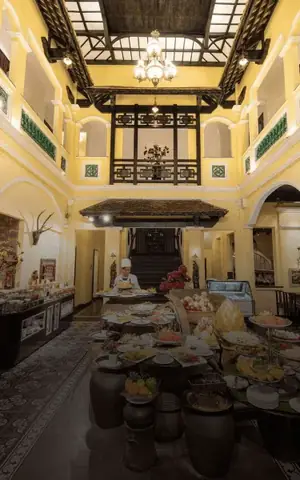 Buffet Sen Tây Hồ: Giá, Thực Đơn & Kinh Nghiệm Ăn Ngon Nhất Hà Nội Buffet Sen Tây Hồ: Giá, Thực Đơn & Kinh Nghiệm Ăn Ngon Nhất Hà Nội