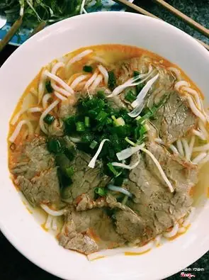 Bún Bò 100 Ngô Gia Tự Nha Trang: Khám Phá Quán Ăn Đậm Đà Hương Vị Xứ Huế