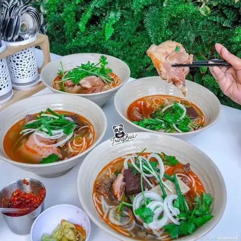 Top 15 Quán Bún Bò Huế Ngon Nhất Đà Lạt: Địa Chỉ Ăn Tới Quên Lối Về Top 15 Quán Bún Bò Huế Ngon Nhất Đà Lạt: Địa Chỉ Ăn Tới Quên Lối Về