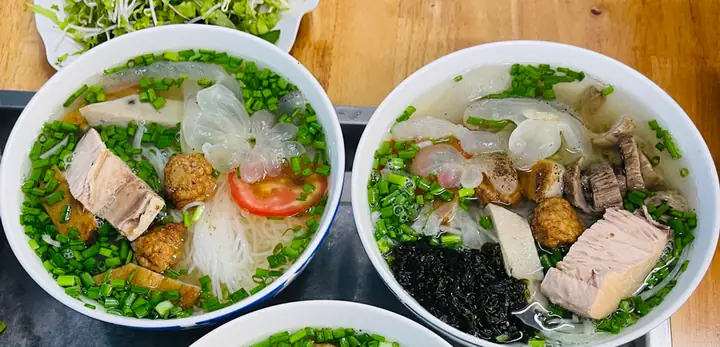 Bún Cá Nha Trang Hạnh Nhiên: Hương Vị Đặc Trưng Và Kinh Nghiệm Thưởng Thức