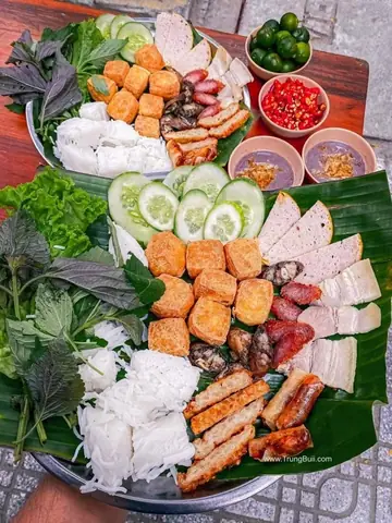 Top Quán Bún Đậu Mắm Tôm Ngon Nhất Tân Phú: Địa Chỉ & Review Chi Tiết