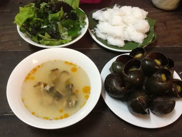 Quán Bún Ốc Quang Trung Hà Nội: Địa Chỉ Ngon, Review & Bí Quyết Chọn Quán Chuẩn Vị 88 Quán Bún Ốc Quang Trung Hà Nội: Địa Chỉ Ngon, Review & Bí Quyết Chọn Quán Chuẩn Vị