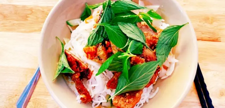 Khám Phá Bún Thịt Nướng Ngon Nhất Buôn Ma Thuột: Top Quán Và Kinh Nghiệm