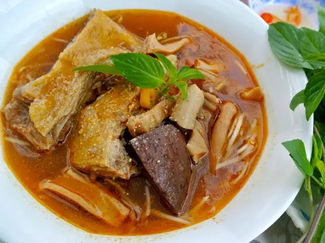 Hướng Dẫn Cách Nấu Bún Vịt Nấu Tiêu Sóc Trăng Chuẩn Vị Thơm Ngon