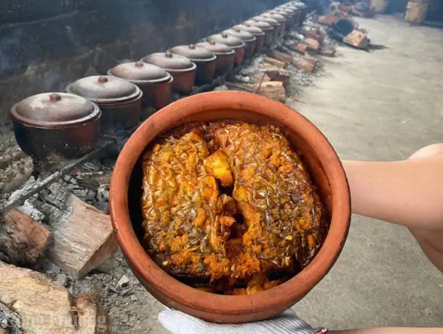 Cá Kho Làng Vũ Đại: Mua Ở Đâu Ngon, Giá Bao Nhiêu Và Bí Quyết Đặc Biệt? Cá Kho Làng Vũ Đại: Mua Ở Đâu Ngon, Giá Bao Nhiêu Và Bí Quyết Đặc Biệt?