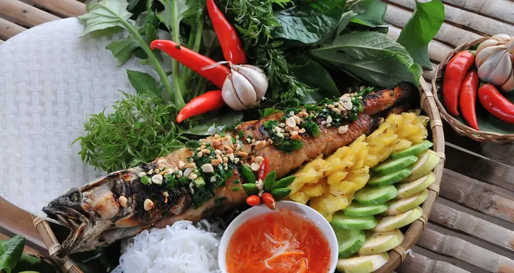 Cá Lóc Nướng Trui Miền Tây: Khám Phá Hương Vị Đặc Sắc & Cách Làm Chuẩn Vị