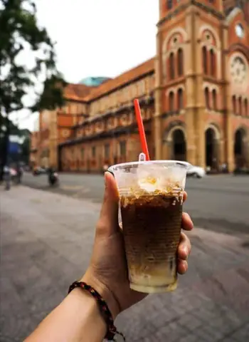 Cà Phê Bệt Tiếng Anh Là Gì? Giải Nghĩa Thuật Ngữ & Khám Phá Văn Hóa 16 Cà Phê Bệt Tiếng Anh Là Gì? Giải Nghĩa Thuật Ngữ & Khám Phá Văn Hóa