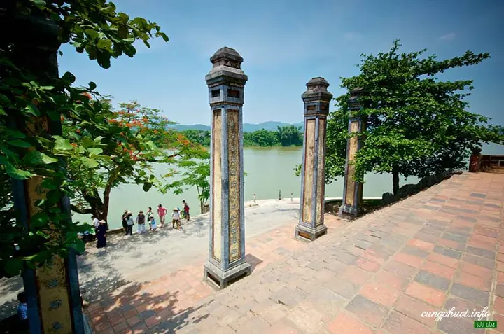 Top 15+ Chùa Nổi Tiếng Và Linh Thiêng Nhất Tại Huế: Khám Phá Di Sản Văn Hóa Cố Đô Top 15+ Chùa Nổi Tiếng Và Linh Thiêng Nhất Tại Huế: Khám Phá Di Sản Văn Hóa Cố Đô