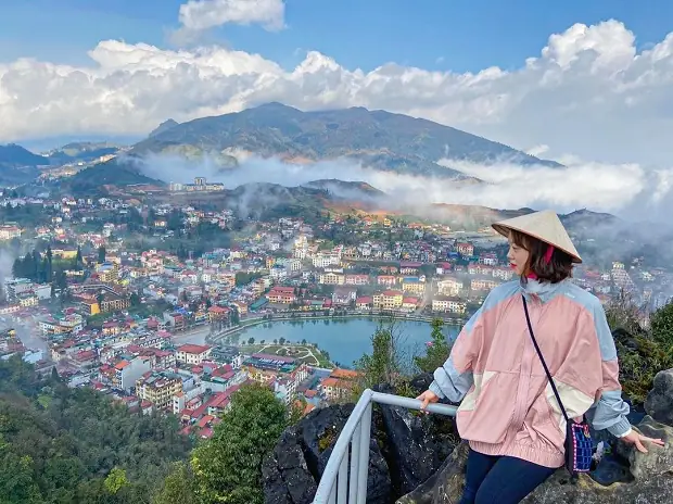 Khám Phá Sapa: Top Địa Điểm Đẹp, Hấp Dẫn Nhất Không Thể Bỏ Qua Khám Phá Sapa: Top Địa Điểm Đẹp, Hấp Dẫn Nhất Không Thể Bỏ Qua