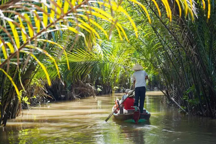 Khám Phá Mỹ Tho: Top Địa Điểm Du Lịch Hấp Dẫn & Trải Nghiệm Không Thể Bỏ Lỡ
