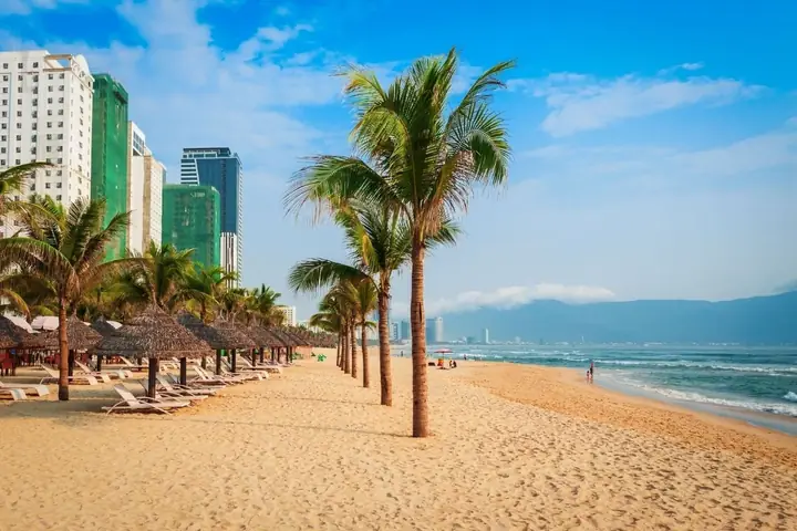 Top 30+ Địa Điểm Du Lịch Đà Nẵng Hấp Dẫn Nhất: Khám Phá Thành Phố Biển Xanh, Cầu Vàng