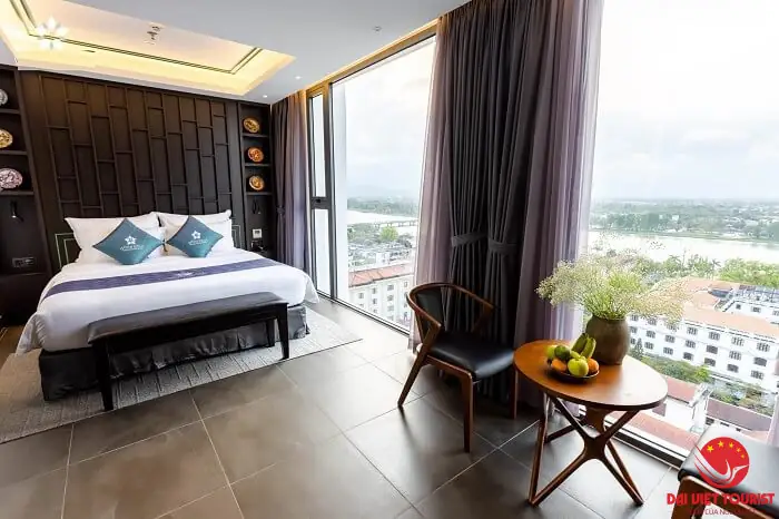 Top Khách Sạn Đẹp Ở Huế: Trải Nghiệm Nghỉ Dưỡng Đẳng Cấp & View Đẹp 2024