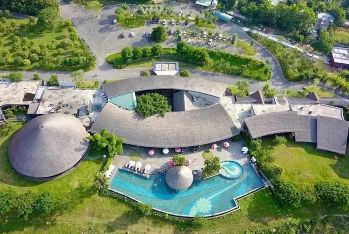Top Resort Hòa Bình: Khám Phá Thiên Đường Nghỉ Dưỡng & Khoáng Nóng