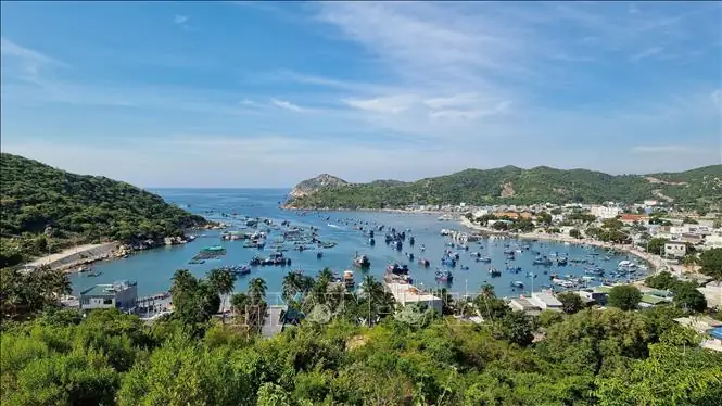 Các Loại Hình Du Lịch Bền Vững Phổ Biến & Hướng Phát Triển Tại Việt Nam Các Loại Hình Du Lịch Bền Vững Phổ Biến & Hướng Phát Triển Tại Việt Nam