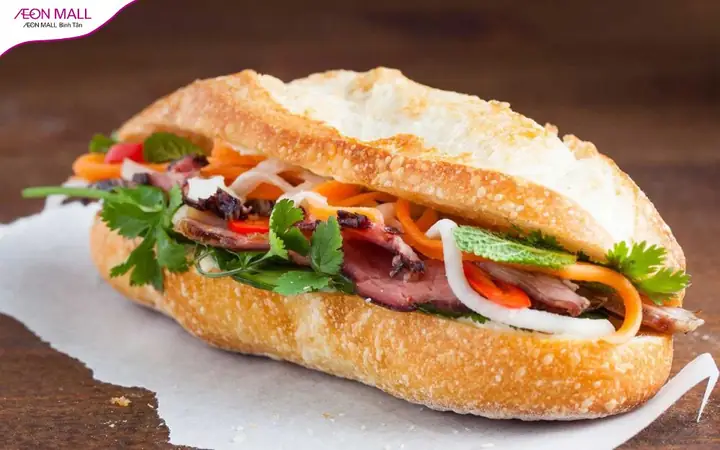 Ăn Gì Ngon Ở Sài Gòn? Top Món Ăn Đặc Sản & Địa Điểm Nhất Định Phải Thử