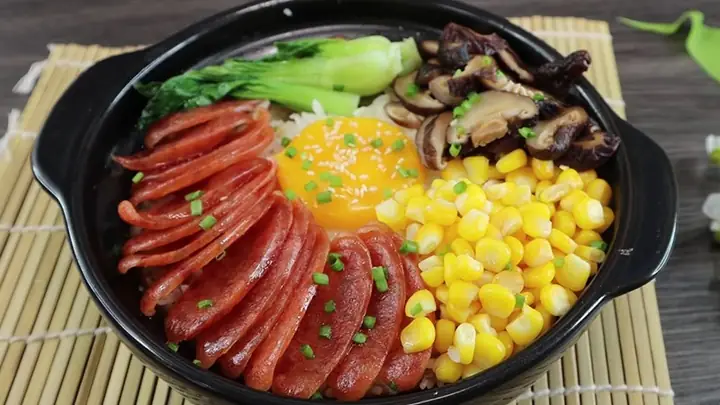 10+ Món Ngon Từ Lạp Xưởng Đơn Giản, Hấp Dẫn Tại Nhà