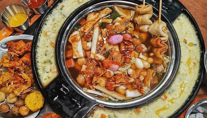 Top Quán Lẩu Tokbokki Ngon, Chuẩn Vị Hàn Tại Tp.hcm: Review & Địa Chỉ Chi Tiết 1 Top Quán Lẩu Tokbokki Ngon, Chuẩn Vị Hàn Tại Tp.hcm: Review & Địa Chỉ Chi Tiết