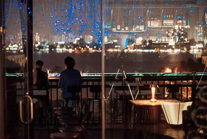 Khám Phá 10+ Quán Pub Hồ Tây "chill" Nhất: Review Chi Tiết & Kinh Nghiệm Hay