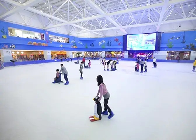 Top Các Sân Trượt Băng Ở Tp.hcm: Trải Nghiệm Mùa Đông Thu Nhỏ
