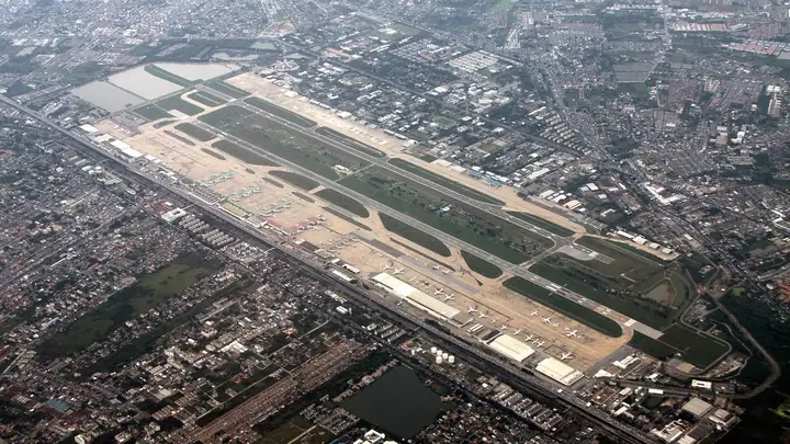 Cách Đi Từ Sân Bay Don Mueang Về Trung Tâm Bangkok: Phương Tiện, Giá Cả & Kinh Nghiệm 6 Cách Đi Từ Sân Bay Don Mueang Về Trung Tâm Bangkok: Phương Tiện, Giá Cả & Kinh Nghiệm