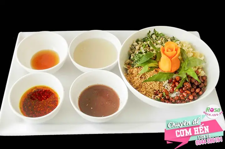 Cách Làm Cơm Hến Xứ Huế Chuẩn Vị: Hướng Dẫn Chi Tiết Tại Nhà