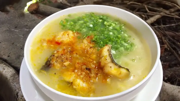Cách Nấu Bánh Canh Tươi Huế Chuẩn Vị: Hướng Dẫn Từ A-z Cho Món Ngon Đậm Đà Cách Nấu Bánh Canh Tươi Huế Chuẩn Vị: Hướng Dẫn Từ A-z Cho Món Ngon Đậm Đà