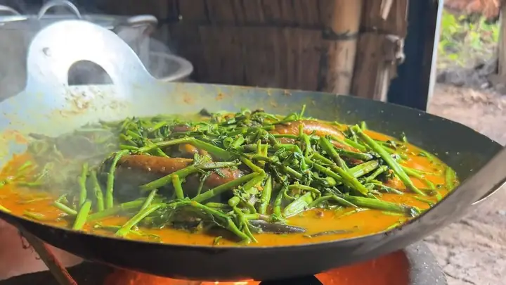 Cách Nấu Lươn Um Rau Ngổ Thơm Ngon Chuẩn Vị Miền Tây Dễ Làm Tại Nhà