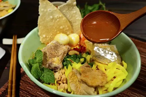 Cách Nấu Mì Quảng Chả Cá Chuẩn Vị Truyền Thống Tại Nhà Cách Nấu Mì Quảng Chả Cá Chuẩn Vị Truyền Thống Tại Nhà